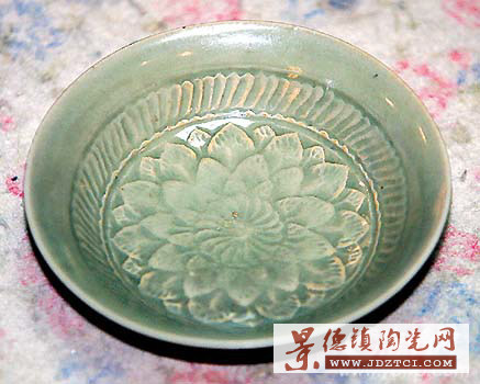 �� ̖: 1501952 �������zӰ����: �����ļ���:yzbyyh56260.jpg�����ļ���С:50K������ X ��:350 X 437�����f��:yzbyyh56260.jpg